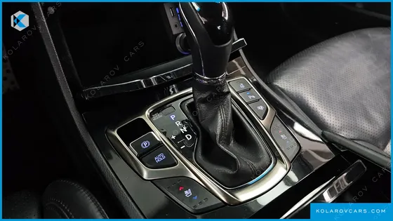 HYUNDAI GRANDEUR HG300 ROYAL