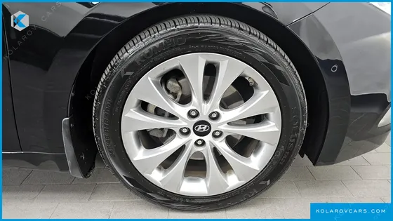 HYUNDAI GRANDEUR HG300 ROYAL