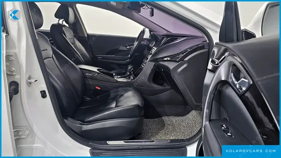 HYUNDAI GRANDEUR HG220 DIESEL PREMIUM