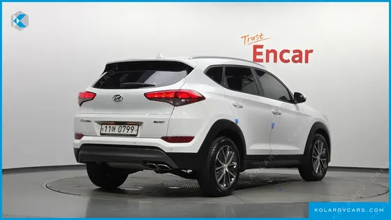 HYUNDAI TUCSON DIESEL 2.0 2WD
