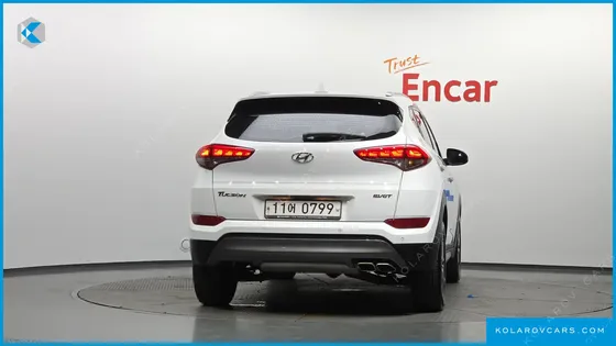 HYUNDAI TUCSON DIESEL 2.0 2WD