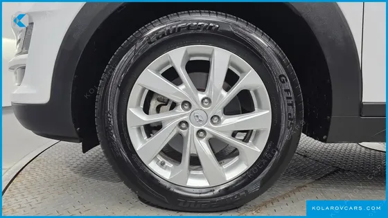 HYUNDAI TUCSON DIESEL 2.0 2WD