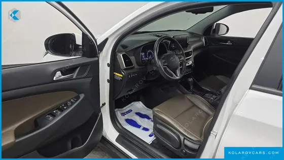HYUNDAI TUCSON DIESEL 2.0 2WD