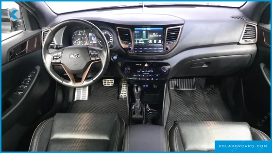 HYUNDAI TUCSON DIESEL 1.7 2WD