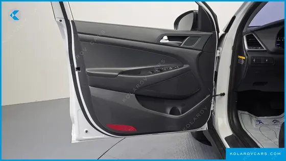 HYUNDAI TUCSON DIESEL 2.0 2WD