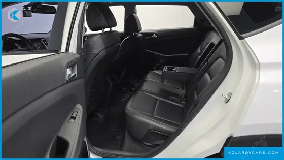 HYUNDAI TUCSON DIESEL 2.0 2WD