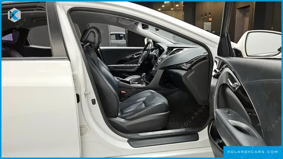 HYUNDAI GRANDEUR HG240 MODERN