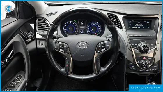 HYUNDAI GRANDEUR HG240 MODERN