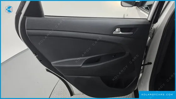 HYUNDAI TUCSON DIESEL 2.0 2WD
