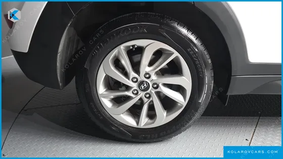 HYUNDAI TUCSON DIESEL 1.7 2WD