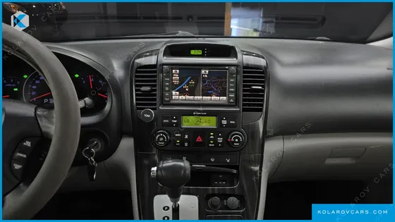 KIA CARNIVAL NEW CARNIVAL LIMOUSINE GLX