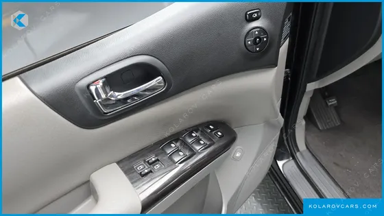 KIA CARNIVAL NEW CARNIVAL LIMOUSINE GLX