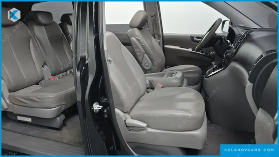 KIA CARNIVAL NEW CARNIVAL LIMOUSINE GLX