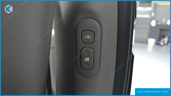 KIA CARNIVAL NEW CARNIVAL LIMOUSINE GLX