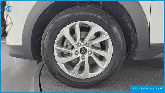 HYUNDAI TUCSON DIESEL 1.7 2WD