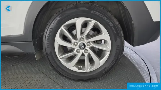 HYUNDAI TUCSON DIESEL 1.7 2WD