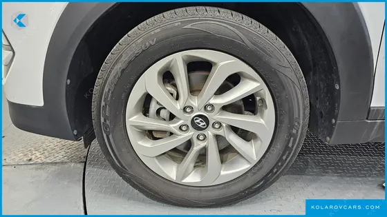 HYUNDAI TUCSON DIESEL 1.7 2WD