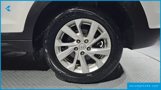 HYUNDAI TUCSON DIESEL 2.0 2WD