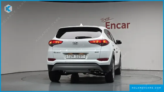 HYUNDAI TUCSON DIESEL 2.0 2WD