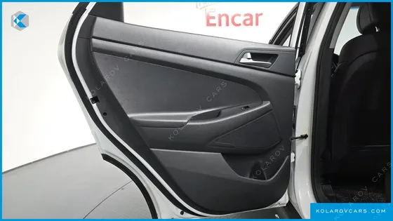 HYUNDAI TUCSON DIESEL 2.0 2WD