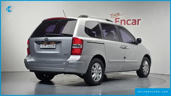 KIA CARNIVAL NEW CARNIVAL GLX