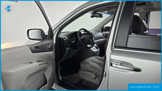 KIA CARNIVAL NEW CARNIVAL GLX