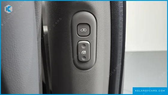 KIA CARNIVAL NEW CARNIVAL GLX