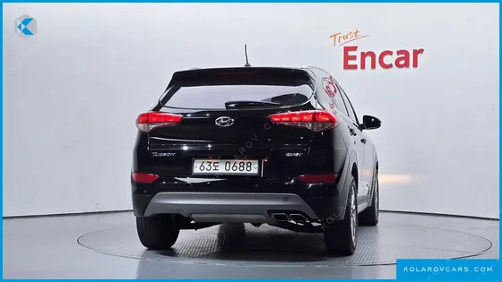 HYUNDAI TUCSON DIESEL 2.0 2WD