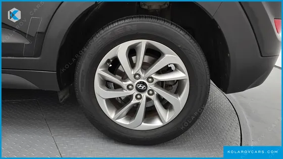 HYUNDAI TUCSON DIESEL 2.0 2WD