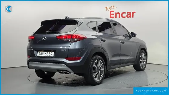 HYUNDAI TUCSON DIESEL 2.0 2WD