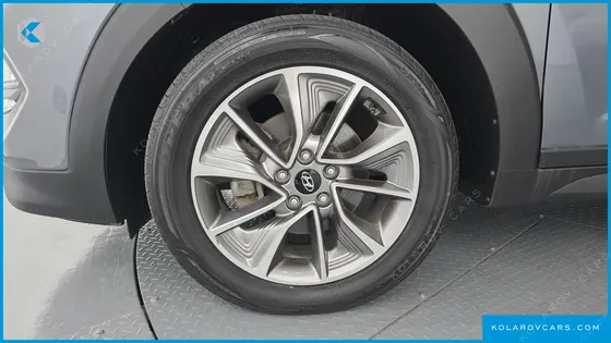 HYUNDAI TUCSON DIESEL 2.0 2WD