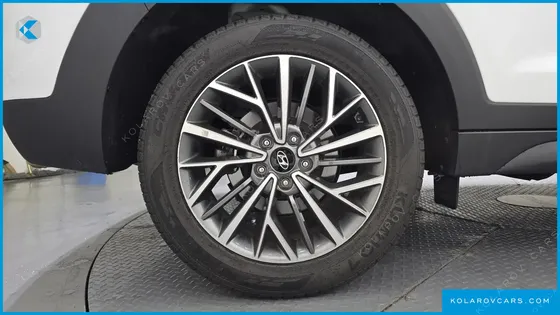 HYUNDAI TUCSON DIESEL 2.0 2WD