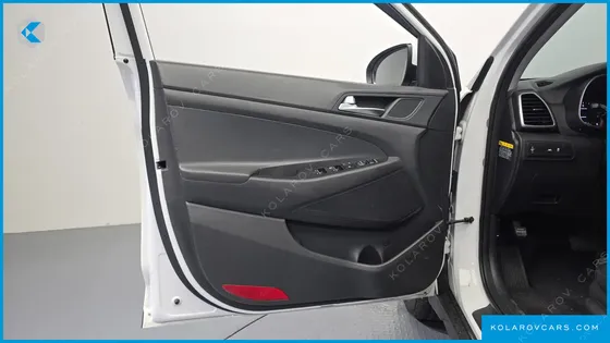 HYUNDAI TUCSON DIESEL 2.0 2WD