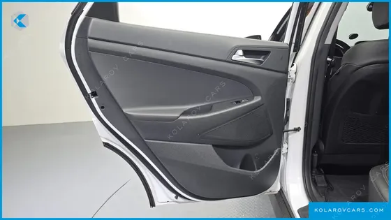HYUNDAI TUCSON DIESEL 2.0 2WD