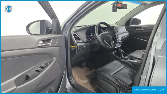 HYUNDAI TUCSON DIESEL 2.0 2WD