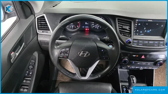 HYUNDAI TUCSON DIESEL 2.0 2WD