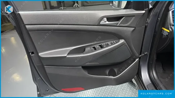 HYUNDAI TUCSON DIESEL 2.0 2WD
