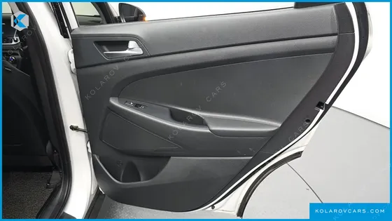HYUNDAI TUCSON DIESEL 2.0 2WD