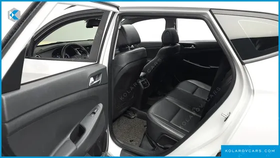 HYUNDAI TUCSON DIESEL 2.0 2WD