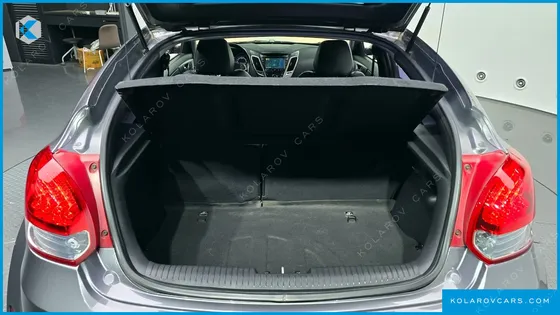 HYUNDAI VELOSTER UNIQUE