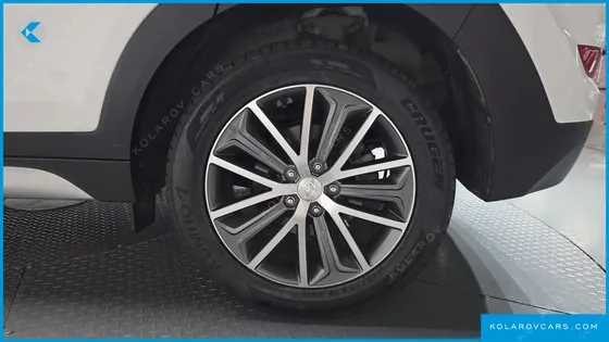 HYUNDAI TUCSON DIESEL 1.7 2WD