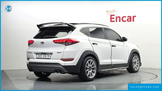 HYUNDAI TUCSON DIESEL 2.0 2WD