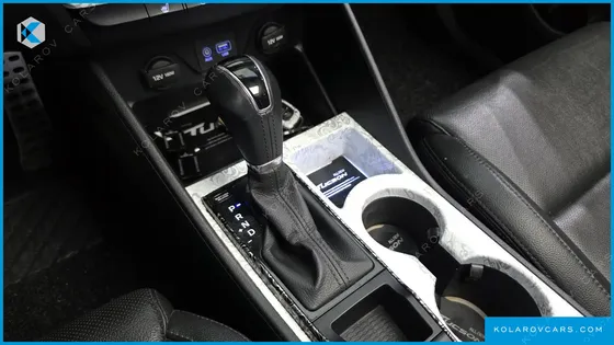 HYUNDAI TUCSON DIESEL 2.0 2WD