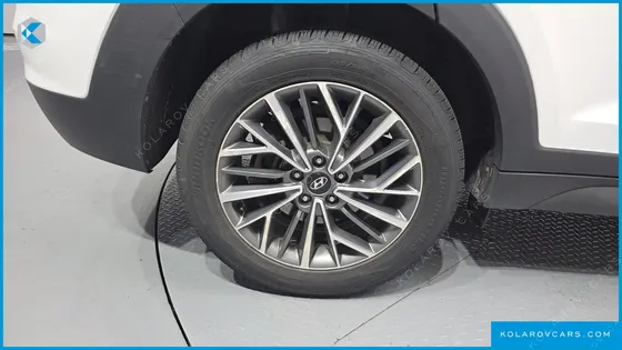 HYUNDAI TUCSON DIESEL 2.0 2WD