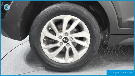 HYUNDAI TUCSON DIESEL 1.7 2WD