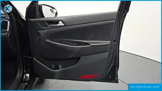 HYUNDAI TUCSON DIESEL 1.7 2WD