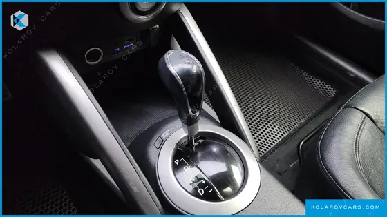 HYUNDAI VELOSTER UNIQUE