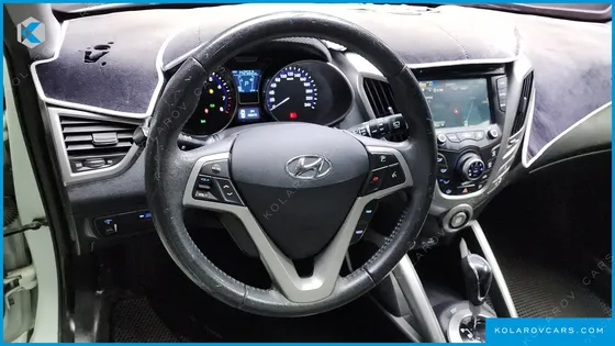 HYUNDAI VELOSTER UNIQUE