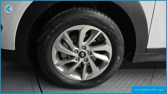 HYUNDAI TUCSON DIESEL 1.7 2WD