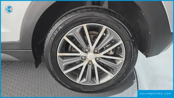 HYUNDAI TUCSON DIESEL 2.0 4WD
